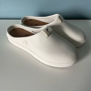 TRUE White Slip-On Clogs